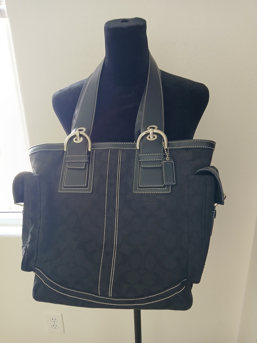 Vintage Coach Soho Signature Jacquard Canvas Tote Bag — Style 10079
